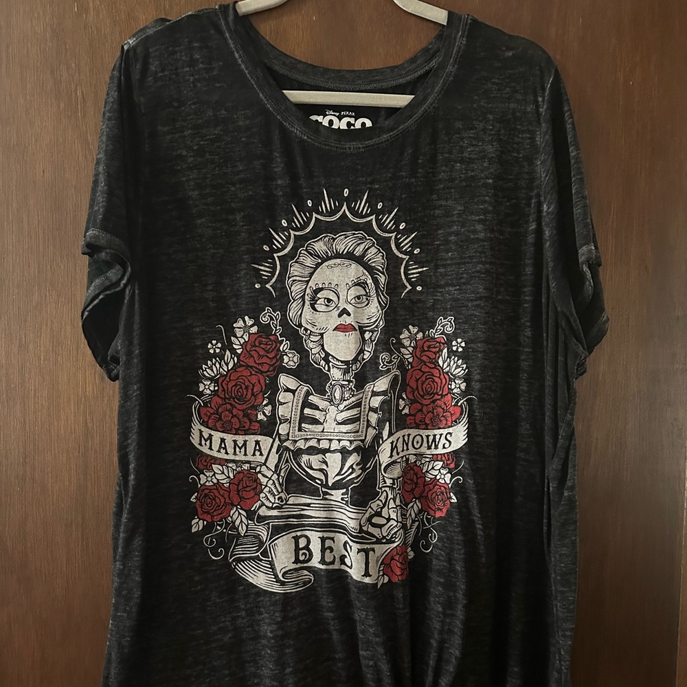 Torrid Coco T-shirt~Mother Knows Best